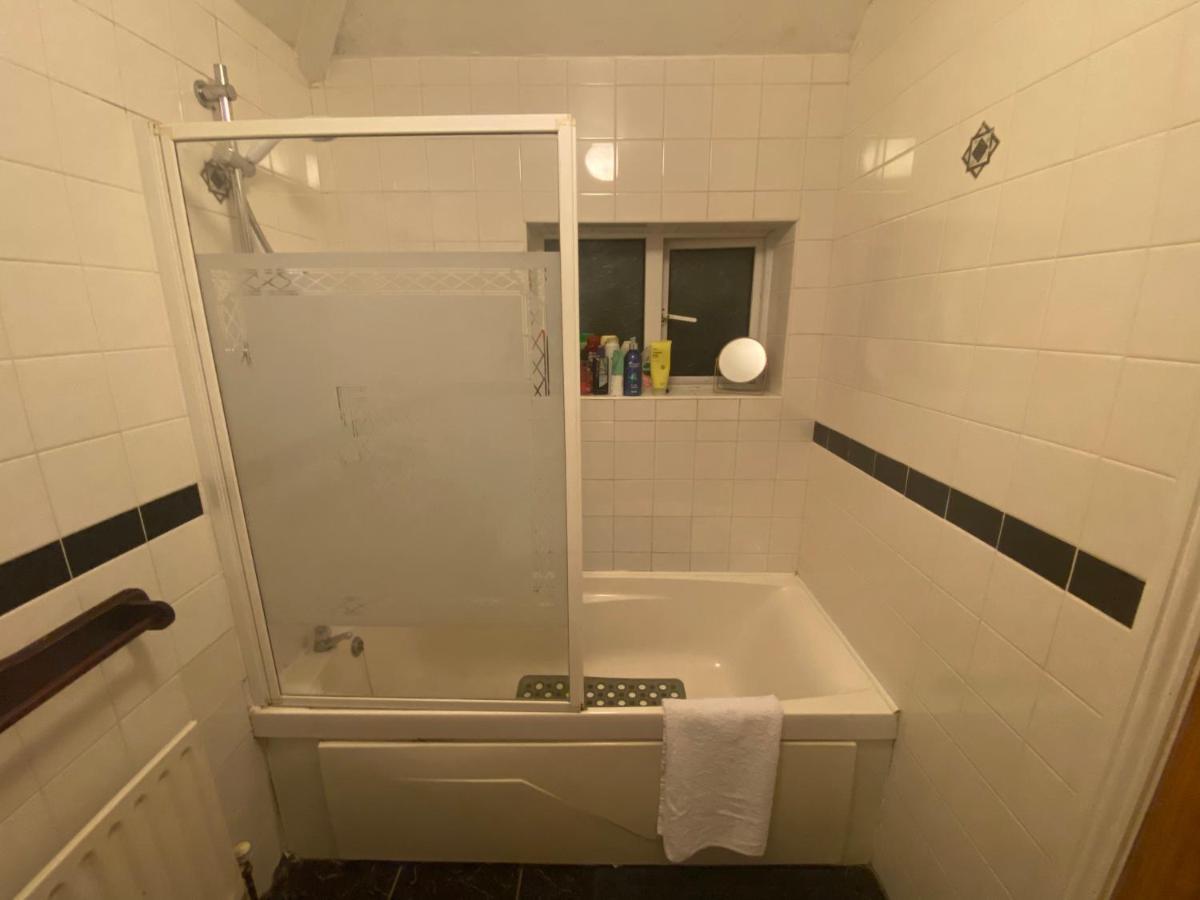Cosy City Centre Guest Room Shared Home Galway Ngoại thất bức ảnh